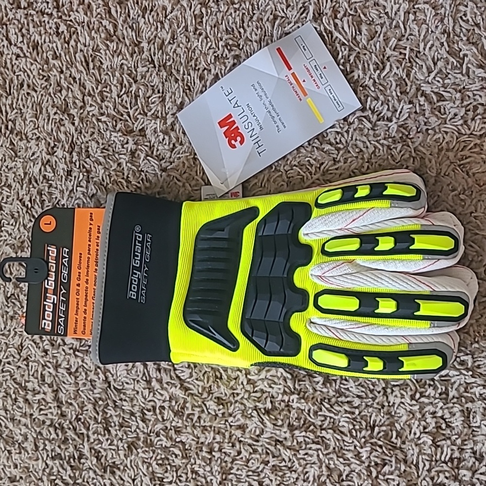 Body guard safety gear winter gloves size Large